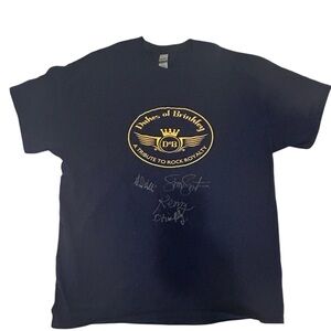 Dukes of Brinkley Signed XL Dark Blue T-Shirt Made by Gildon